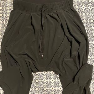 MC Hammer lululemon pants